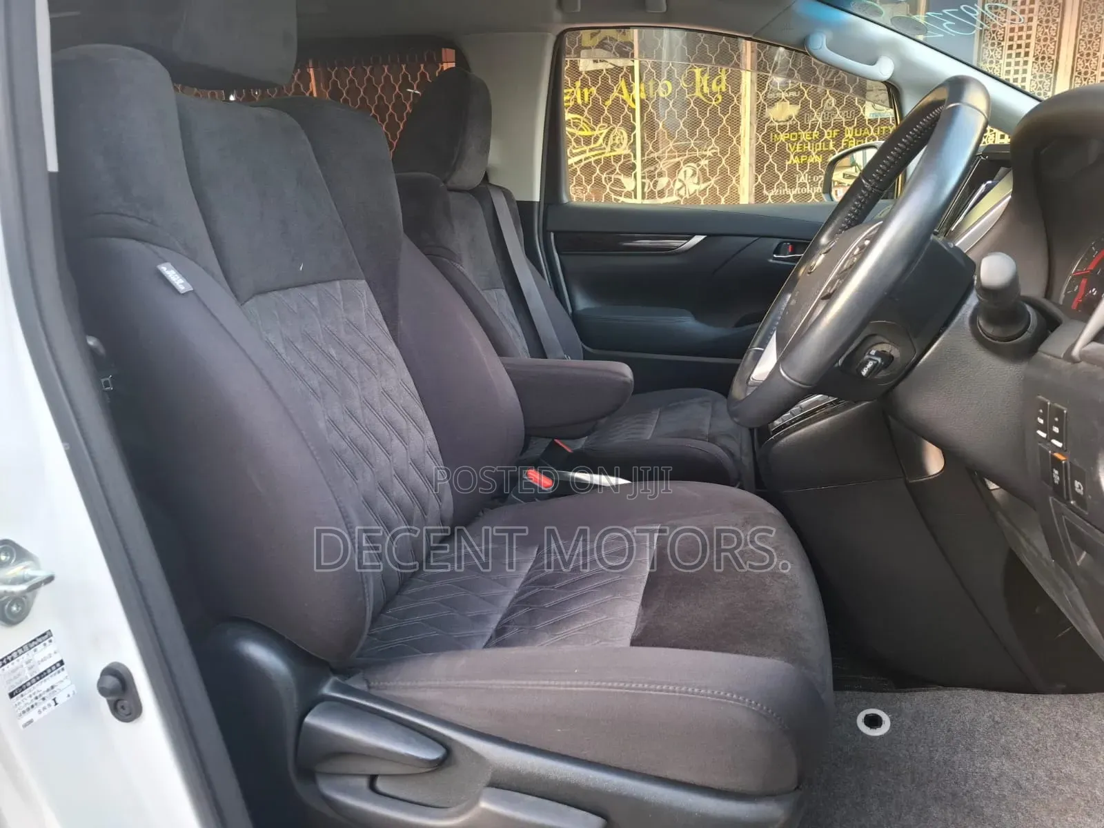 Toyota Alphard 2.5 Petrol FWD 2019 White