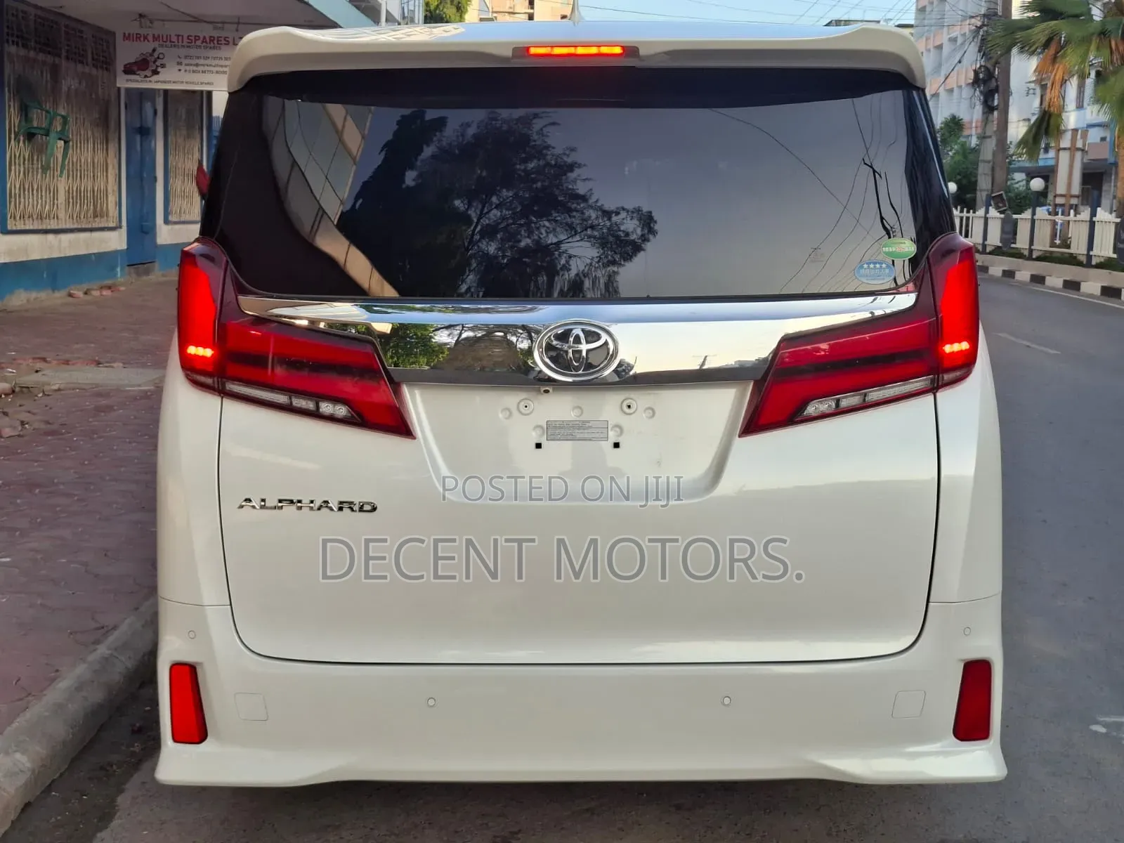 Toyota Alphard 2.5 Petrol FWD 2019 White