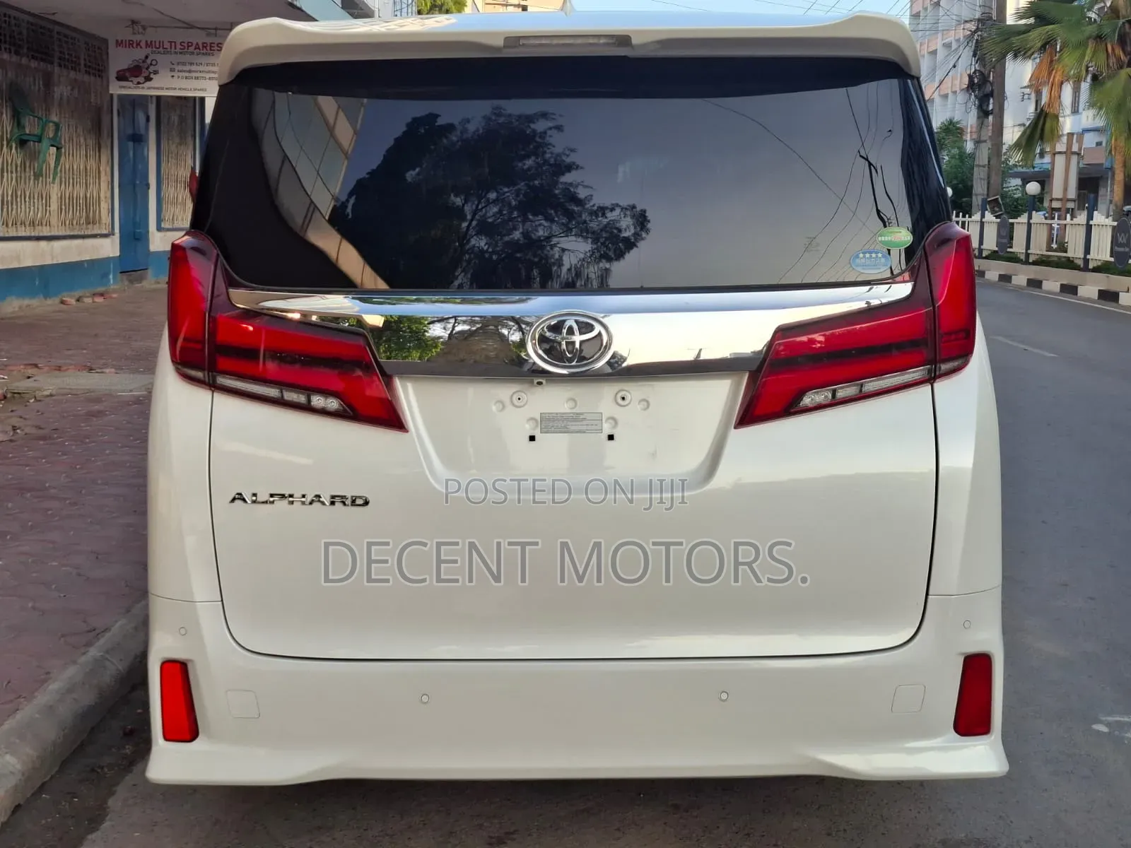 Toyota Alphard 2.5 Petrol FWD 2019 White