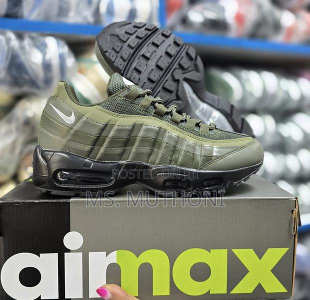 Court Purple Camo / Khaki / Sketch Airmax 95