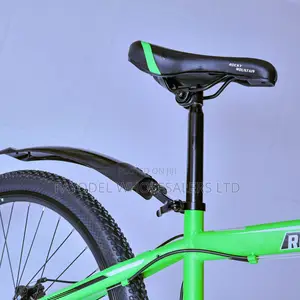 Rocky 26" Mountain Bike - 21sp Suspension Bicycle With Mudguards