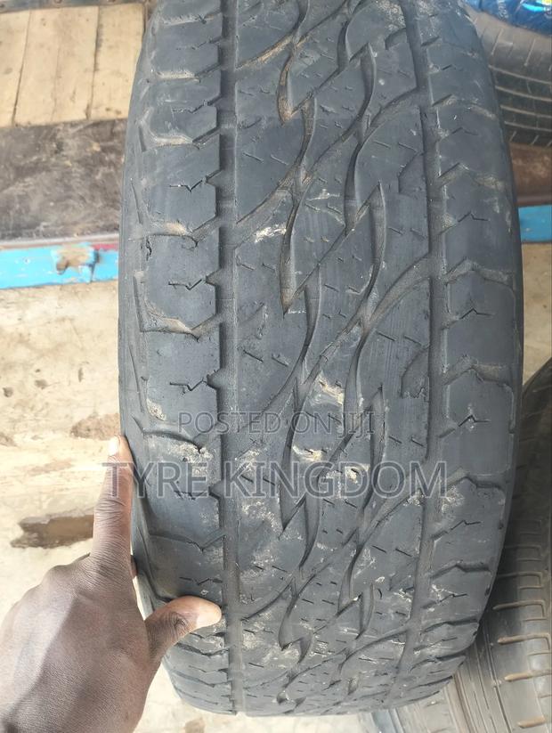 265/65r17 Slightly Used Bridgestone Tyres