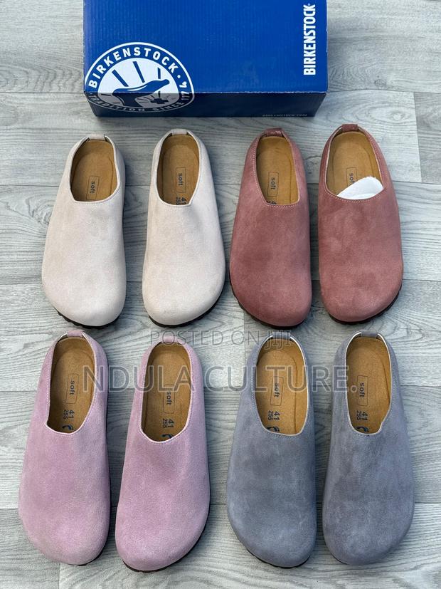 Slip on Suede Clogs /Sandals - thumbnail 7