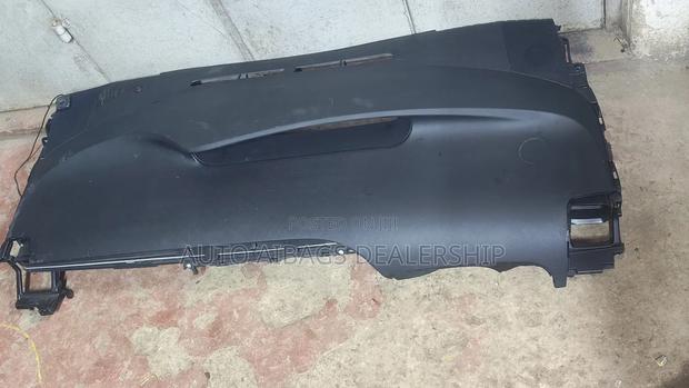 Toyota Prius Highbrid Dashboard. - thumbnail 3