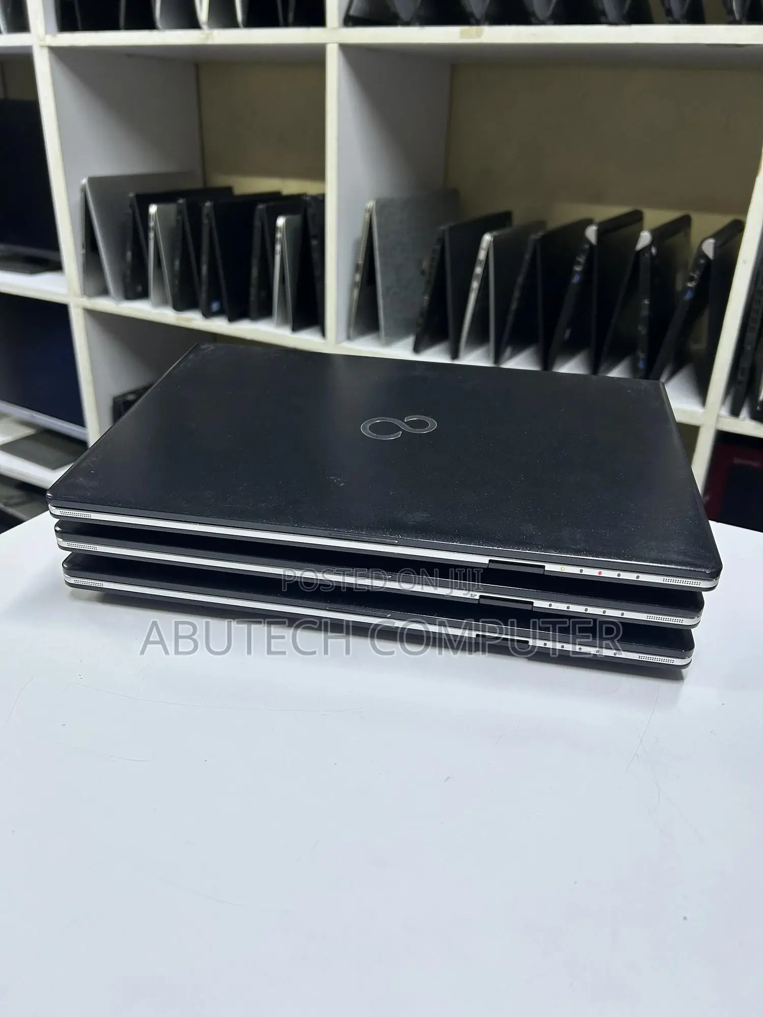 Laptop Fujitsu Lifebook S937 4GB Intel Core i5 SSD 128GB