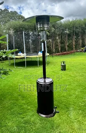 Radiant Umbrella Heater/Umbrella Heater (Outdoors and Indoors)