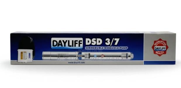 0.5hp Dayliff Submersible Borehole Water Pump With Control Box/Pump