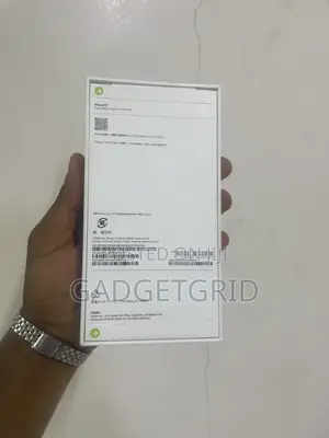 New Apple iPhone 17 256 GB White