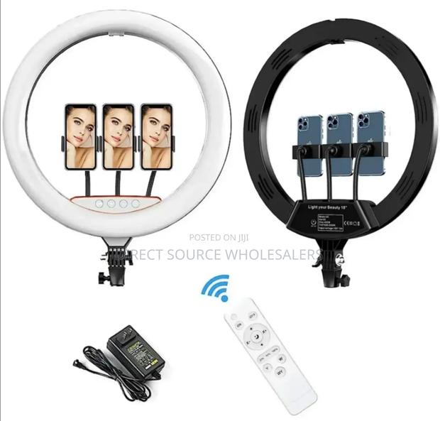 18 Inches Ringlight With Three Phone Holders - main view
