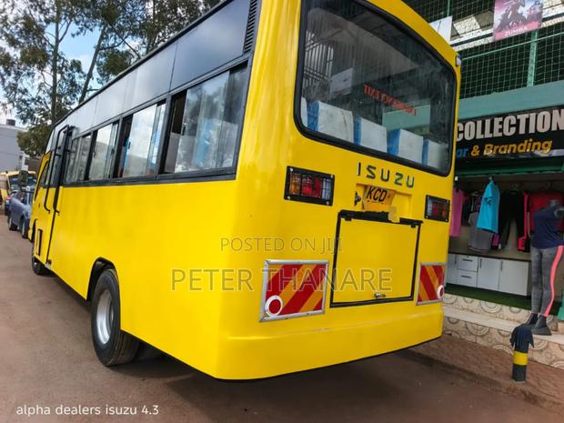 Isuzu NQR 2015 Yellow - thumbnail 6