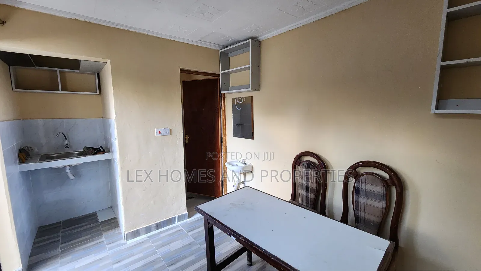 Studio Apartment in NkaiMurunya for rent