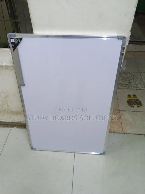 Multi-Purpose Whiteboard for Learning Presentations