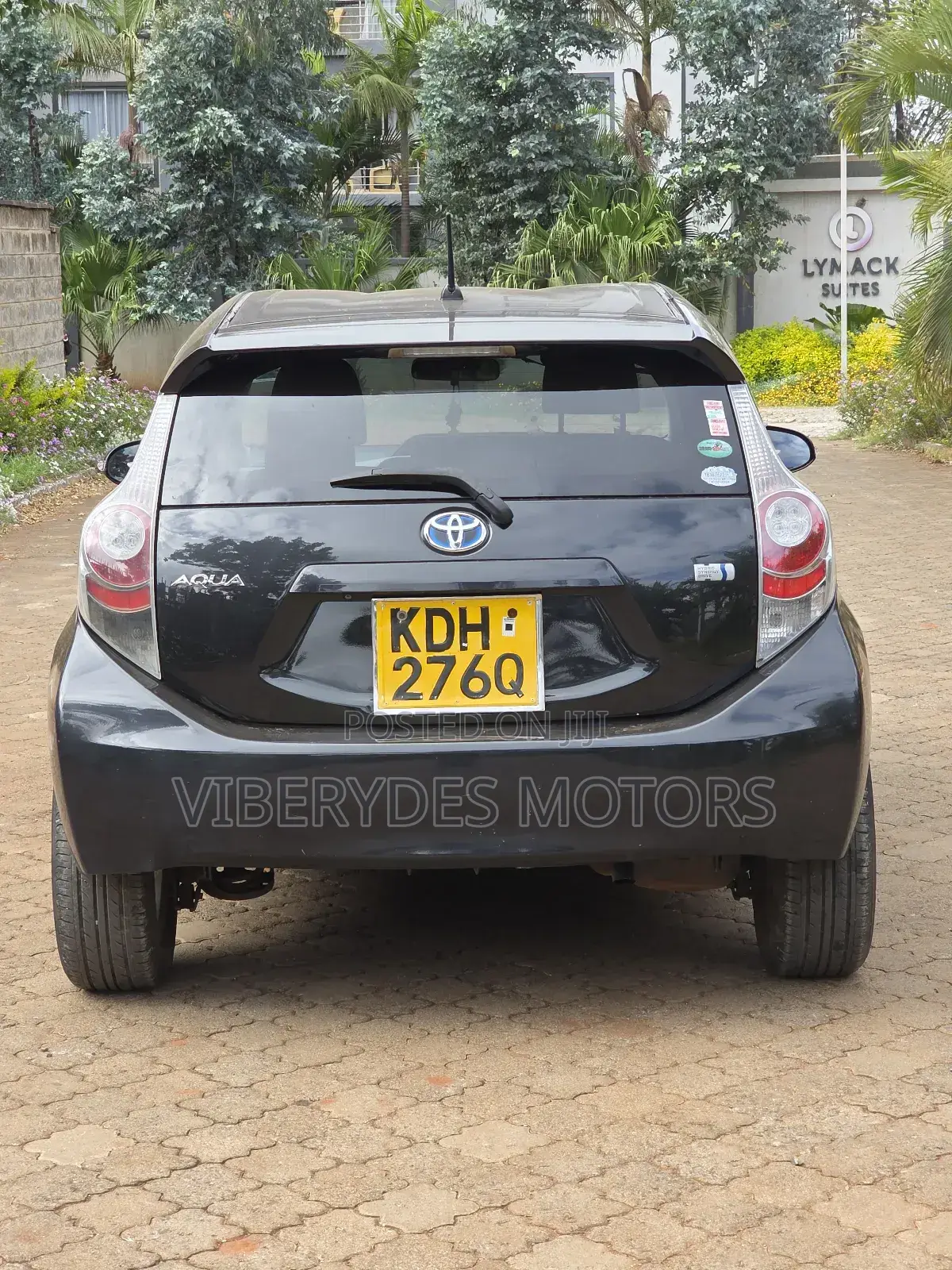 Toyota Aqua 2015 Black