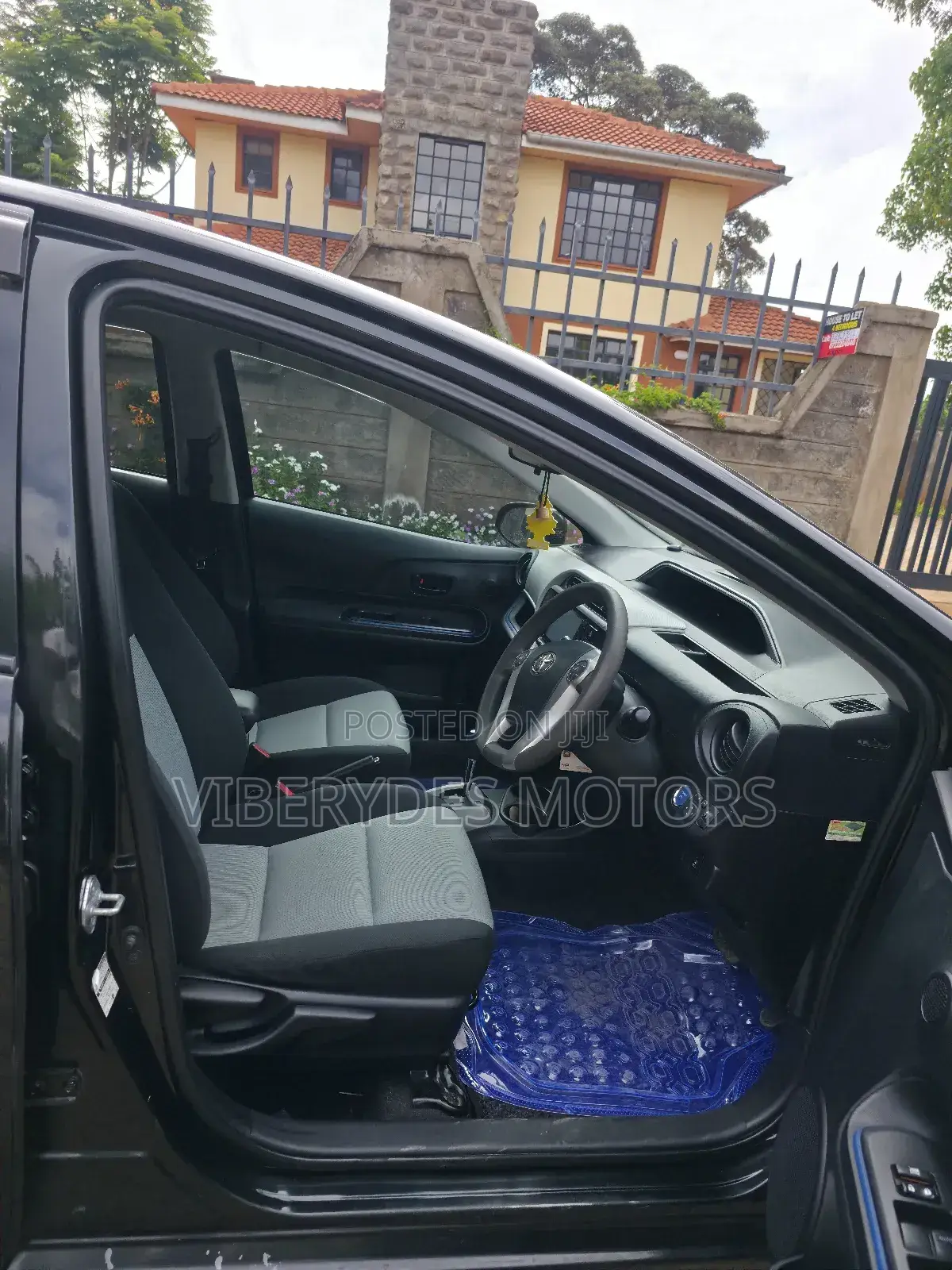 Toyota Aqua 2015 Black