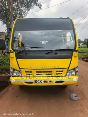Isuzu NQR 2016 Yellow