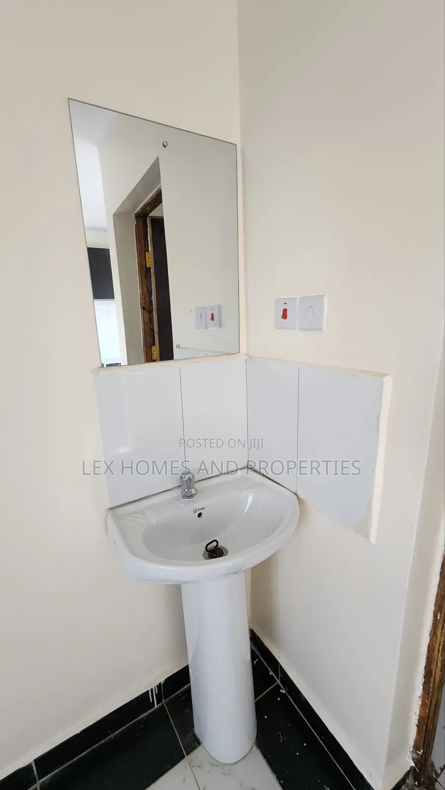 Studio Apartment in NkaiMurunya for rent