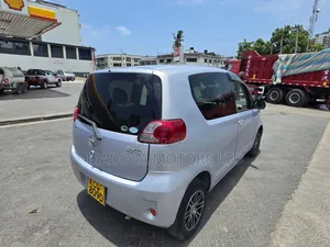 Toyota Porte 1.5 AWD 2011 Silver