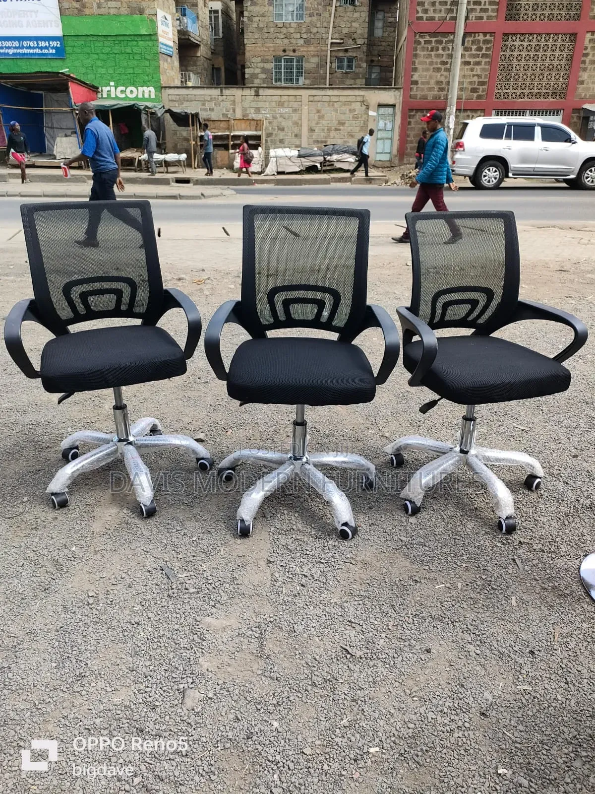 Backed -Mesh Swivel Chair