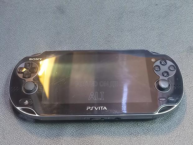 Sony Ps Vita With 10 Games