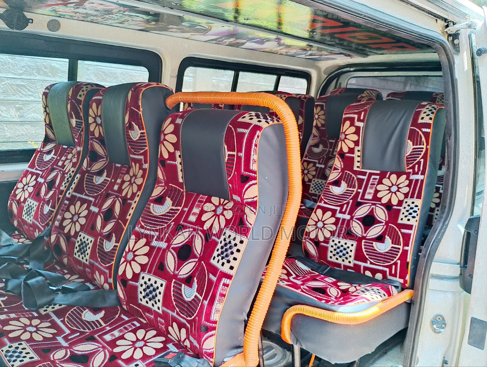 Toyota HiAce 2014 White