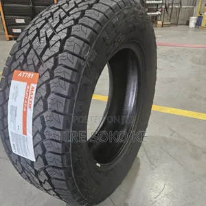 235/60r18 Maxxis Razr A.T781