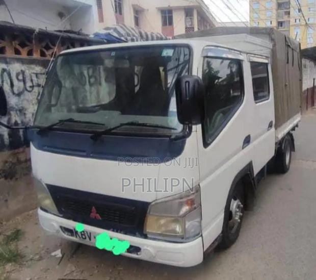 Mitsubishi Canter Double Cab 2008 Model - main view