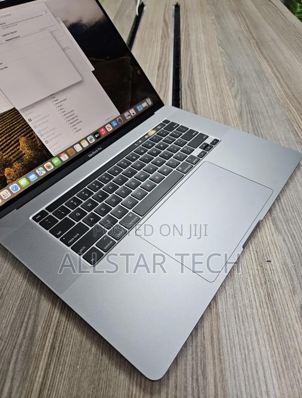 Laptop Apple MacBook Pro 16GB Intel Core i9 SSD 1T - thumbnail 3