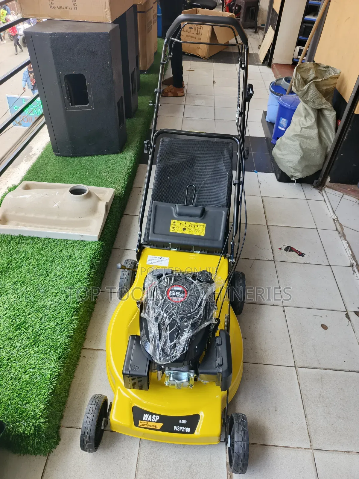 Wasp Self Propelled Lawnmower 196cc
