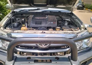 Toyota Hilux 2011 Black