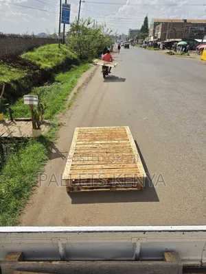 4×6 Blazed Pallet Bed -Detachable Strong Wooden Frame
