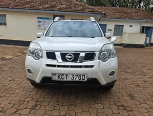 Nissan X-Trail 2012 White