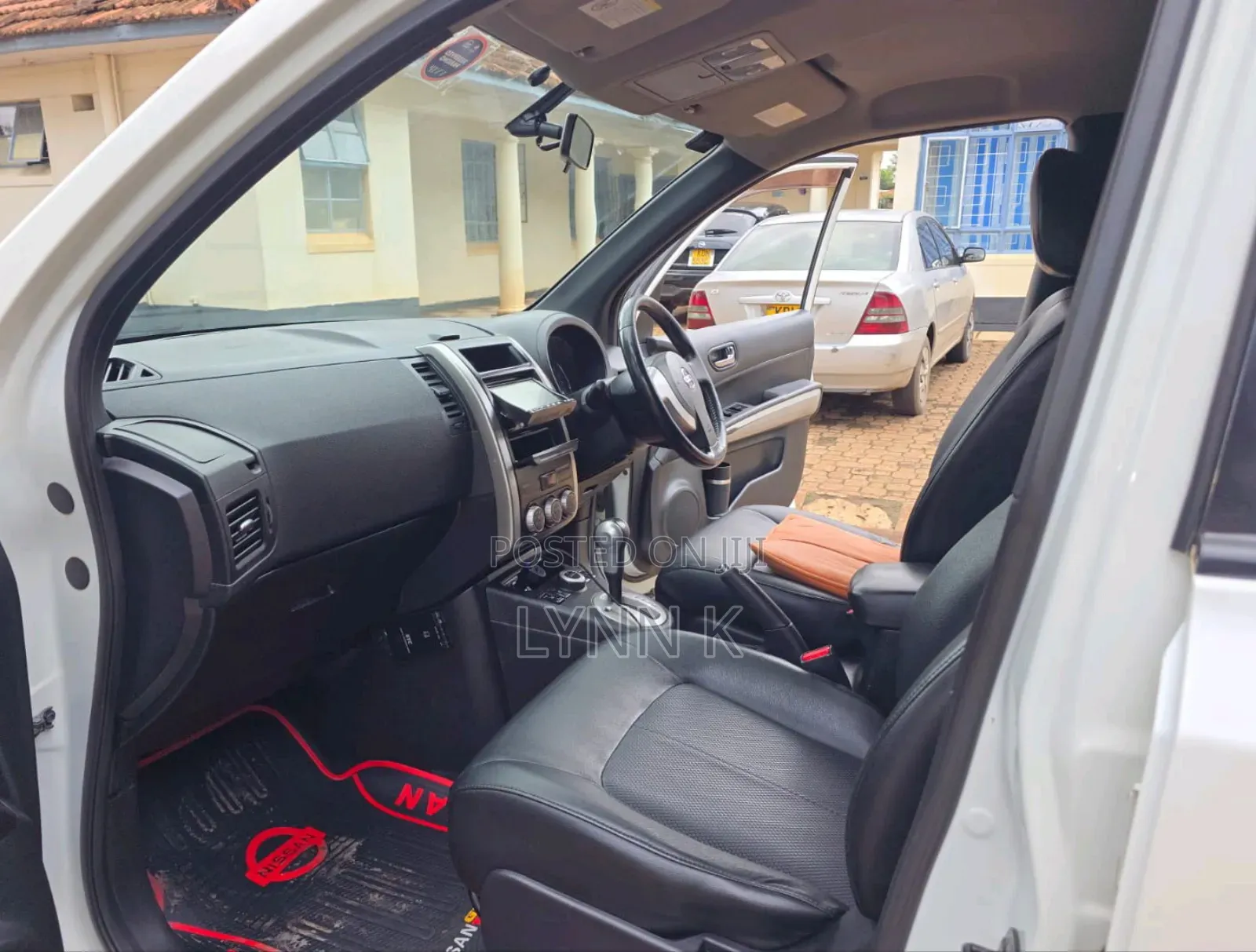 Nissan X-Trail 2012 White