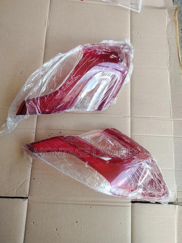 Tail Lense Vitz 2015
