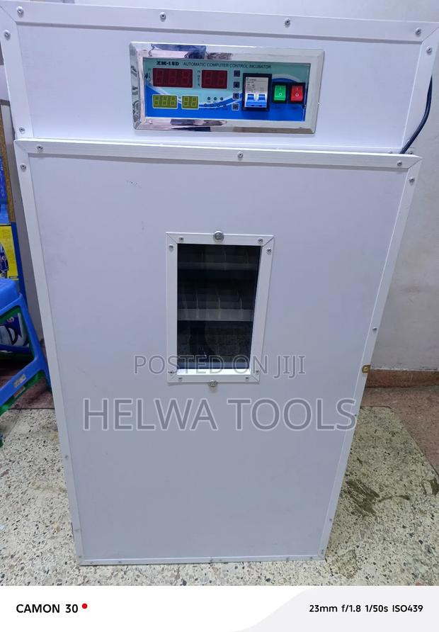 528 Automatic Computer Control Incubator - thumbnail 2