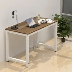 Office Desk : Staff Conference Study Desk