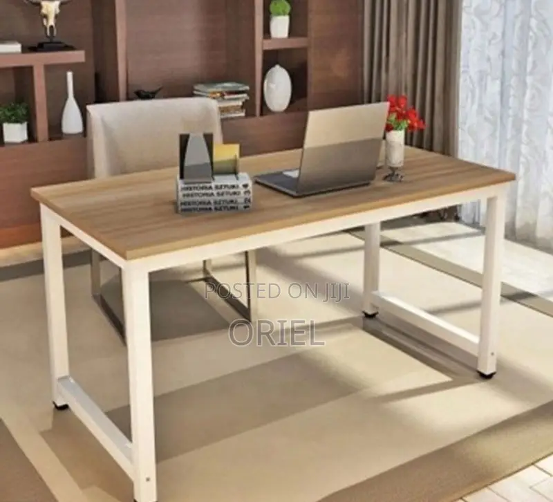 Office Desk : Staff Conference Study Desk