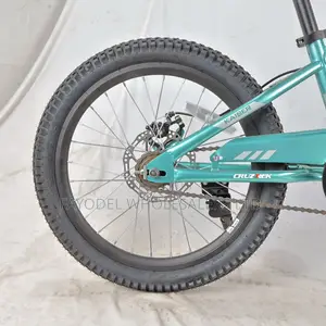 Reliable Cruztrek Green Bike for 8 to 13 Year Olds