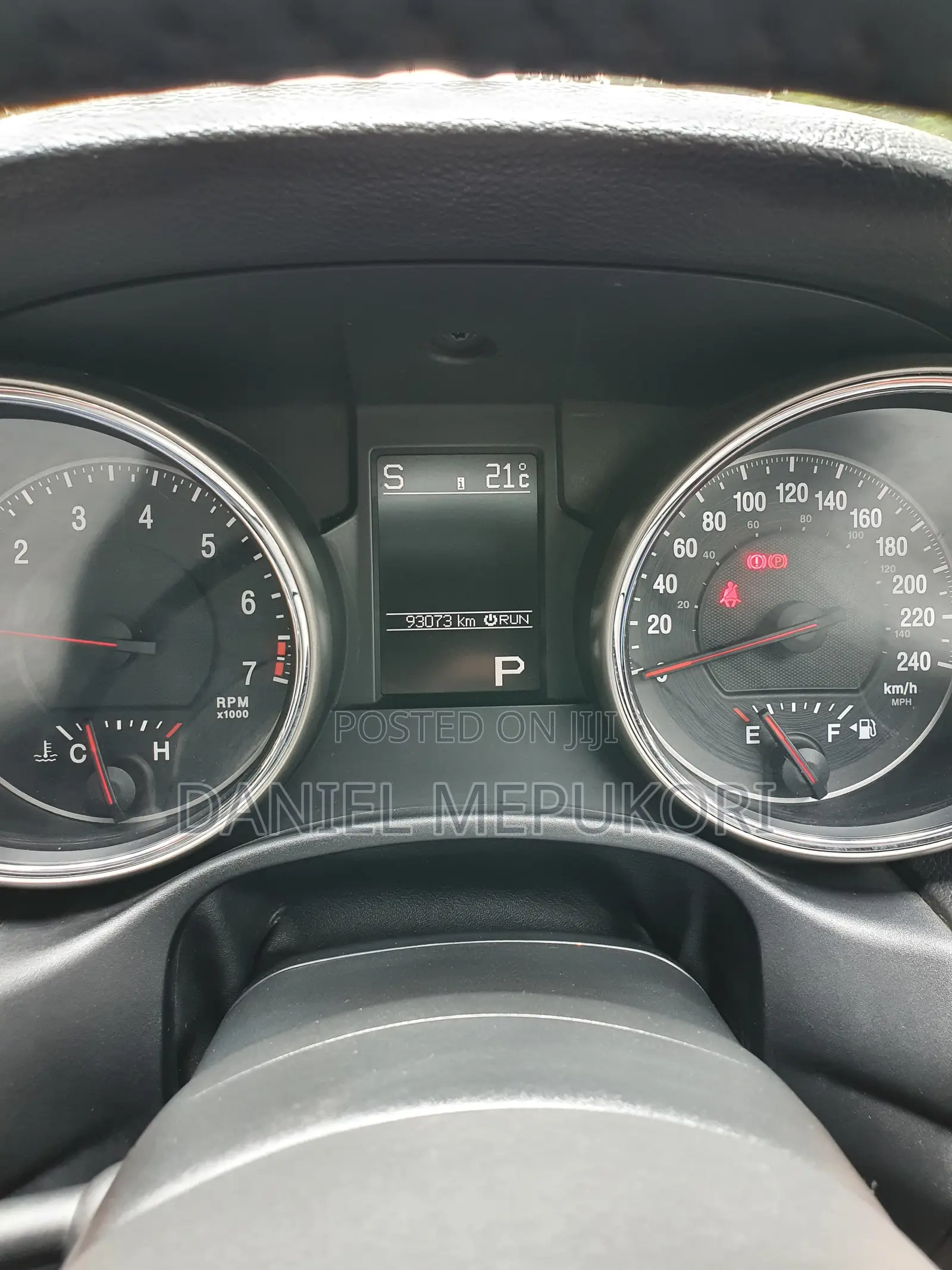 Jeep Grand Cherokee Limited 4x4 2011 Gold