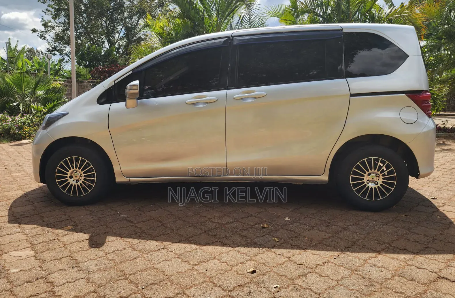 Honda Freed 2009 Silver