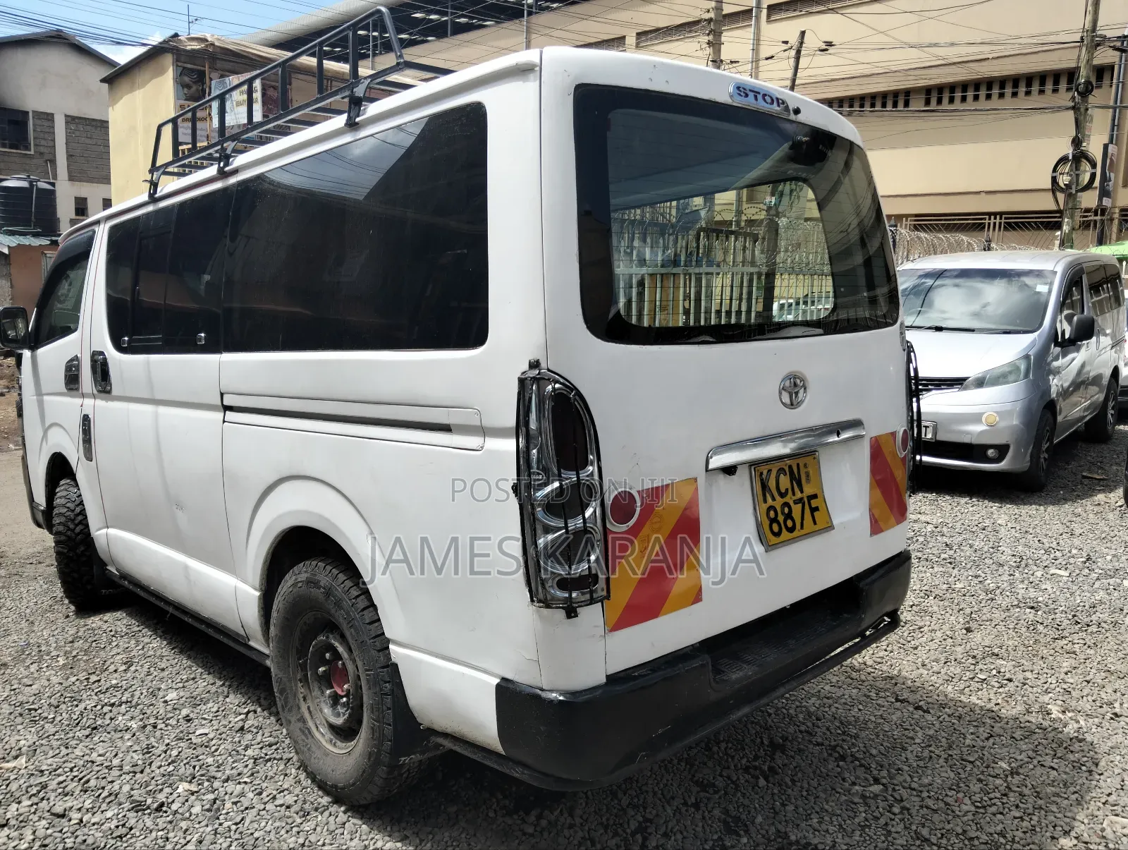 Toyota HiAce 2010 White