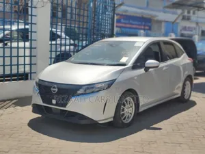 Nissan Note 1.2 Hybrid 2021 Silver