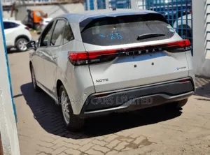 Nissan Note 1.2 Hybrid 2021 Silver