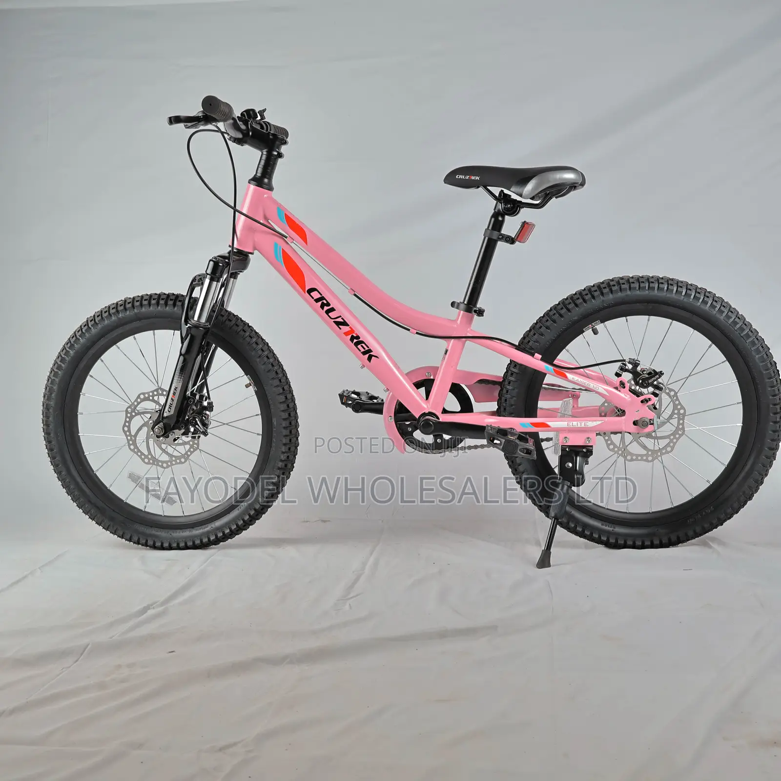 Sporty Pink Cruztrek Size 20 – Ages 8-13