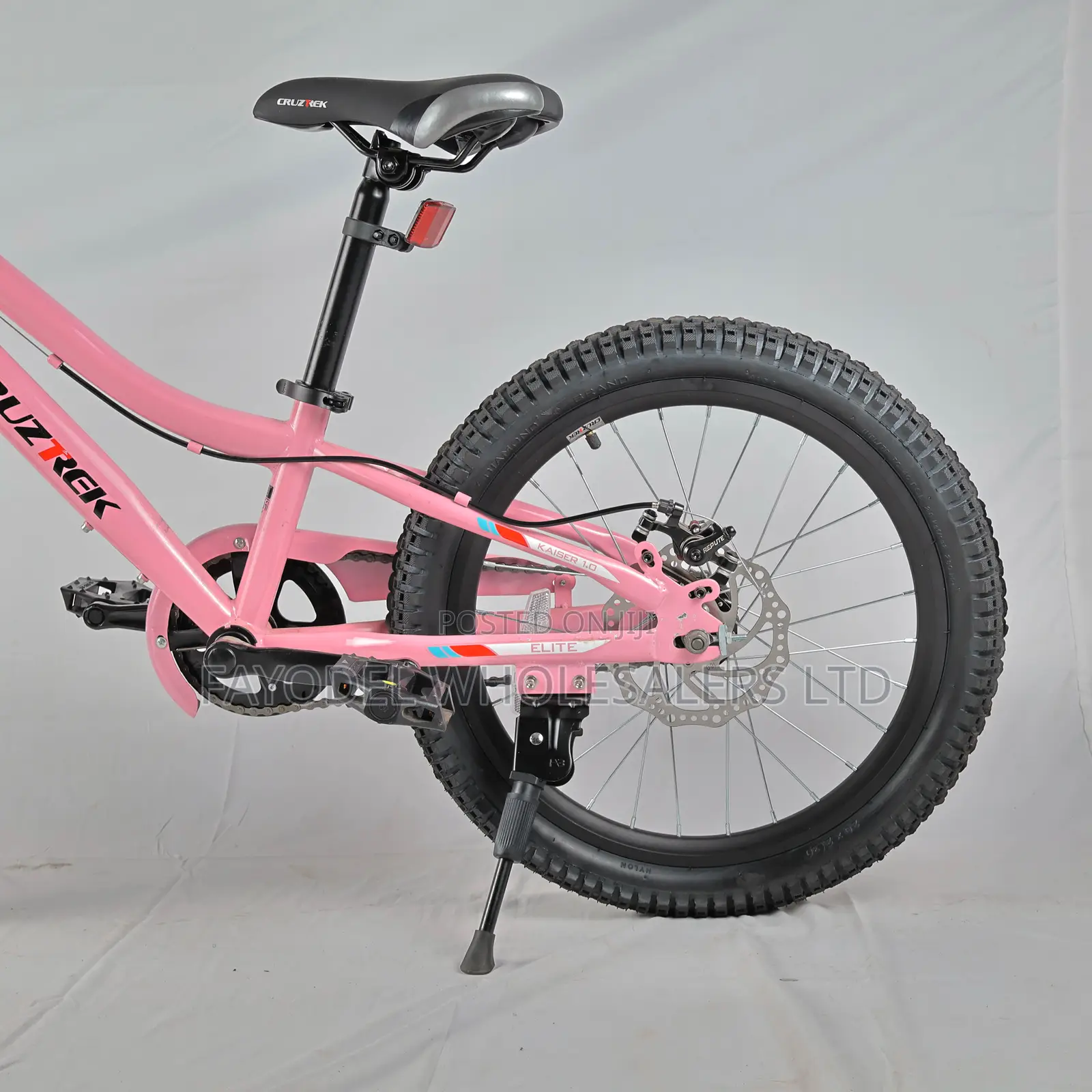 Fancy Pink Cruztrek Youth Bike – Ages 8-13
