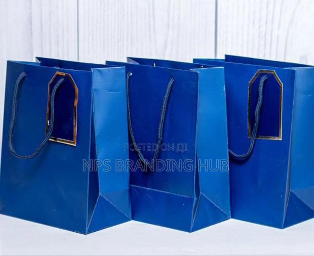A5 Gift Carrier Bags. Hub - thumbnail 5