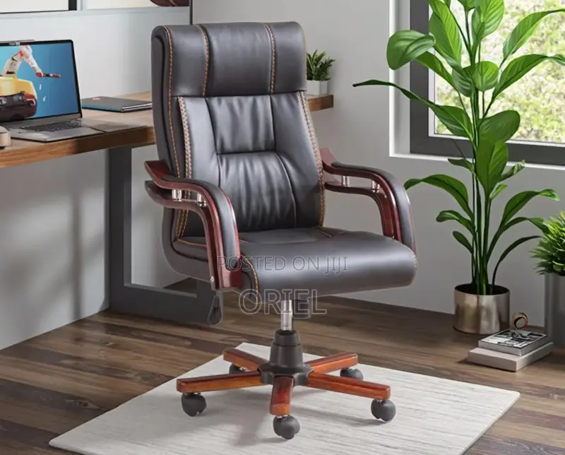 Office Chair :Leather Executive High-Back Chair for Executive Offices