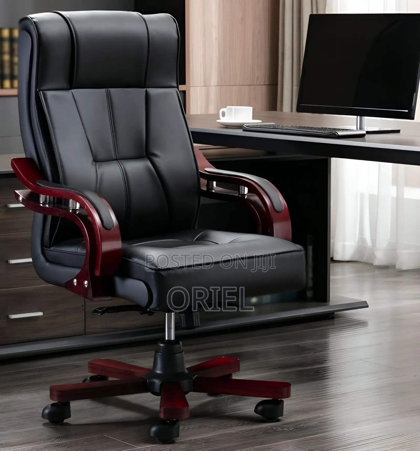 Office Chair :Leather Executive High-Back Chair for Executive Offices