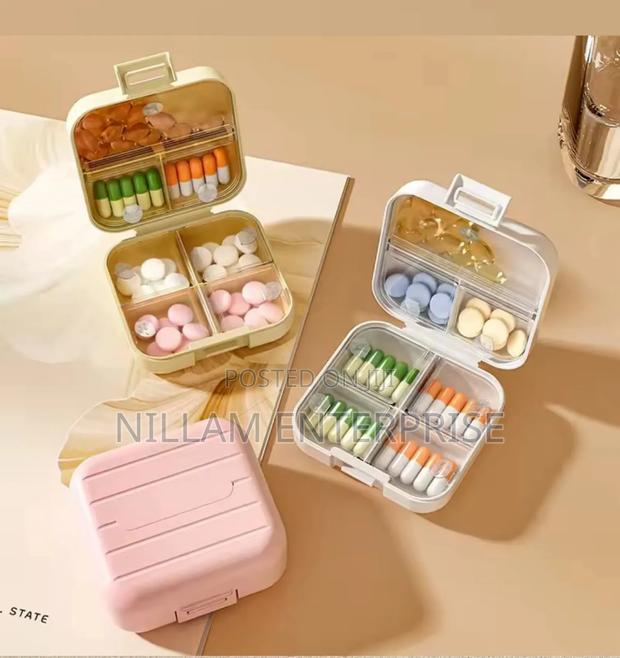 7-Grid Portable Pill Box