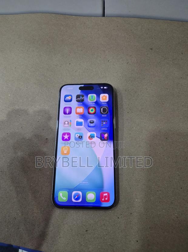 Apple iPhone 15 Pro Max 256 GB White - thumbnail 7
