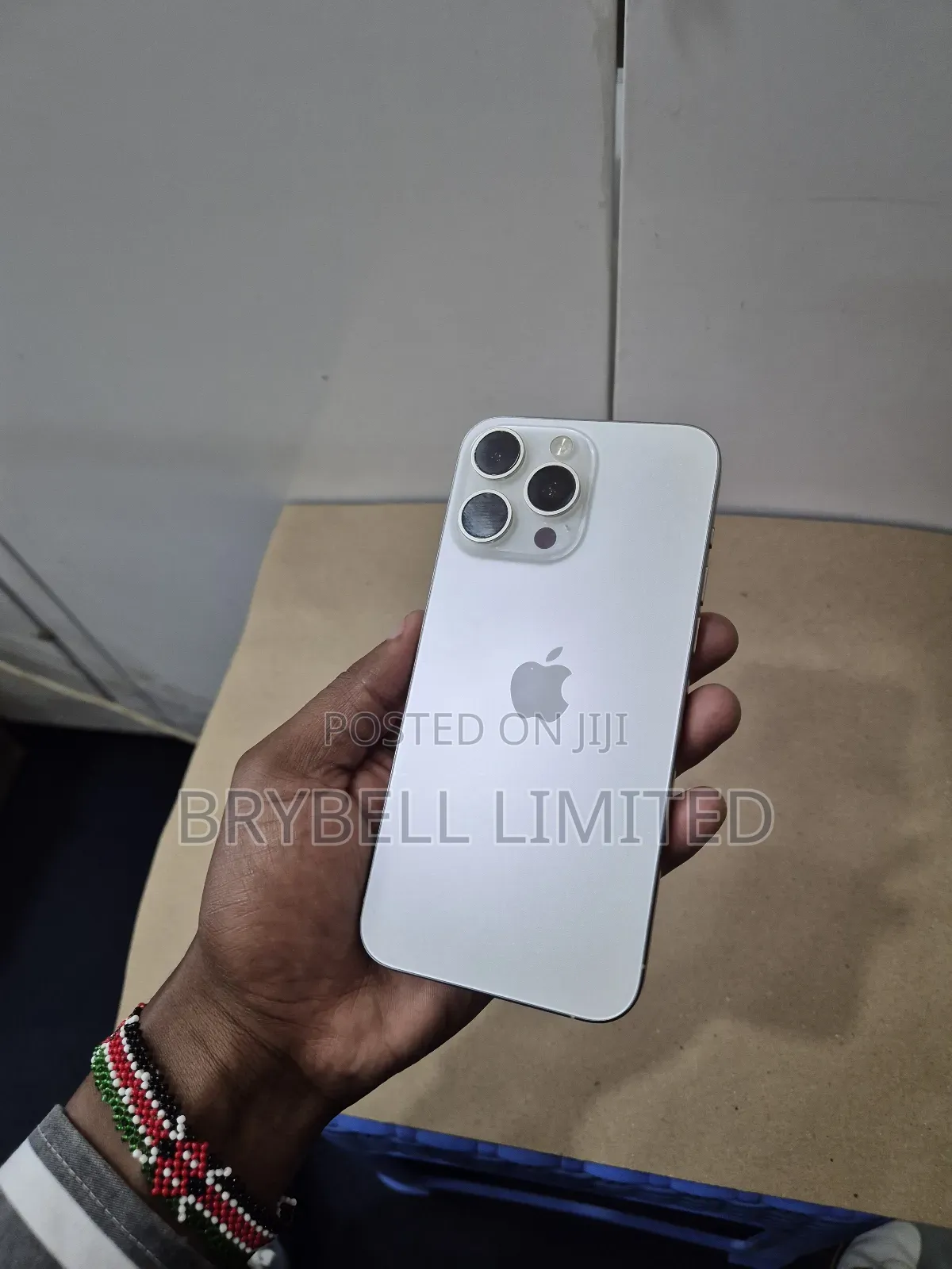 Apple iPhone 15 Pro Max 256 GB White